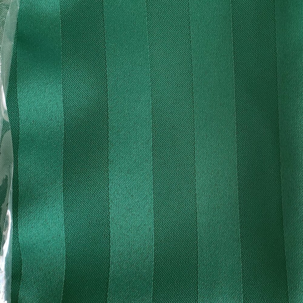 NWT Green Striped Tablecloth